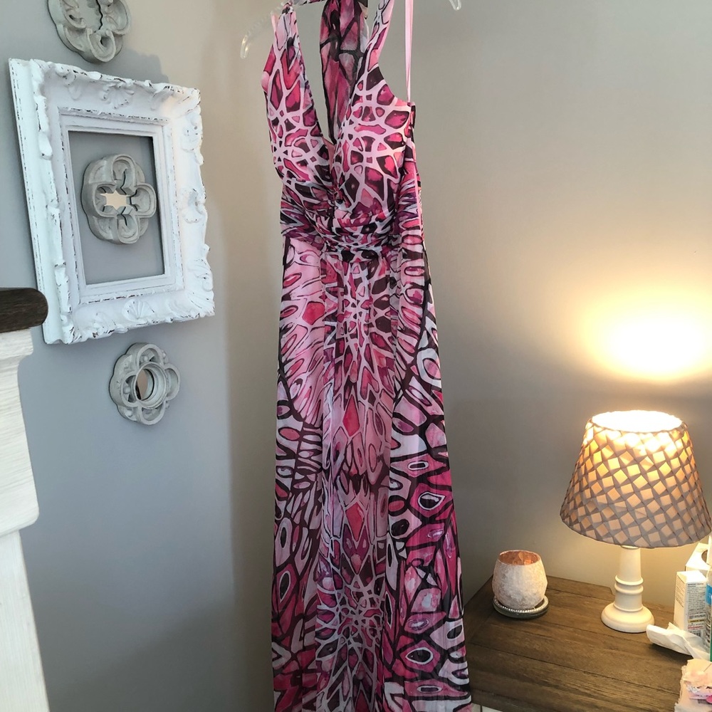 Stunning White House Black Market, flowy floor length dress.